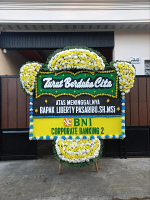 Papan Bunga Duka di Cipete Utara