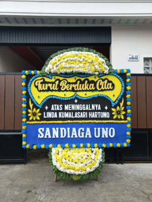 Papan Bunga Duka di Cipete Utara