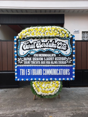 Papan Bunga Duka di Cipete Utara